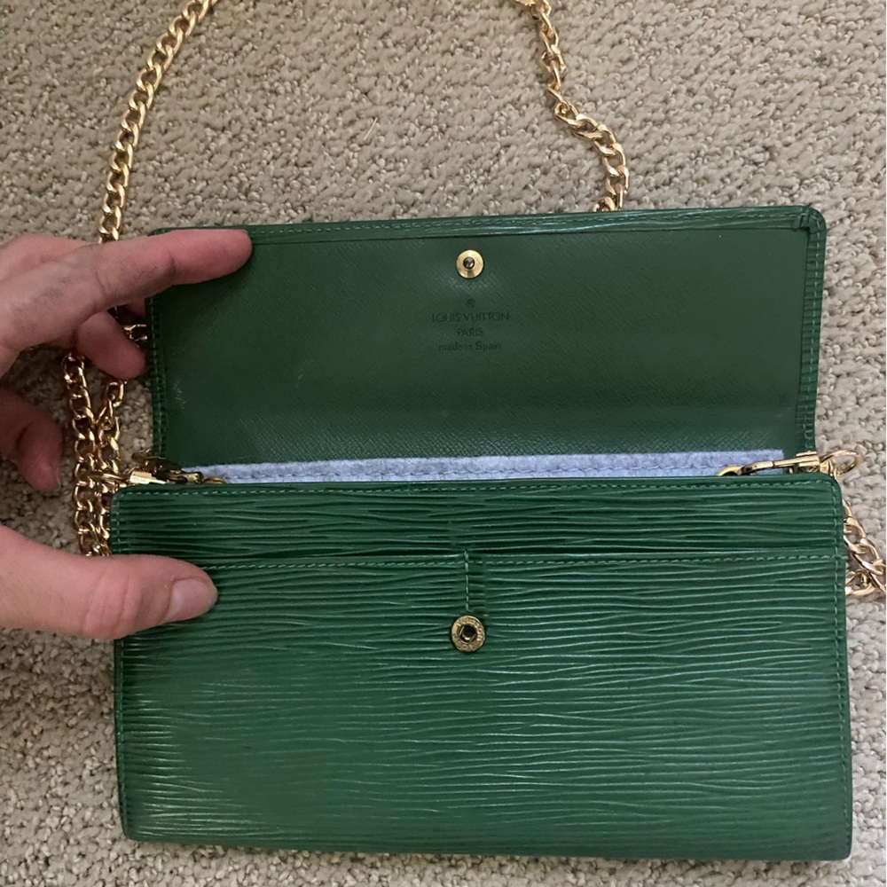 Louis Vuitton Sarah Epi leather wallet on chain green gold - Picture 7 of 9